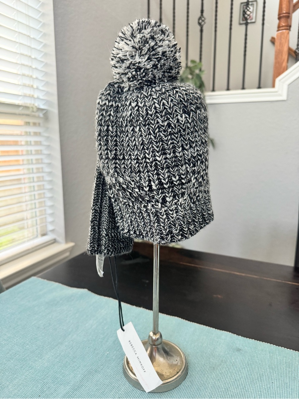 Rebecca Minkoff Black & White Knit beanie and warmers